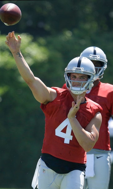 Raiders QB Derek Carr looks to maintain upward trajectory